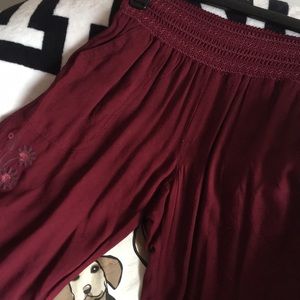 Burgundy elastic waistband
